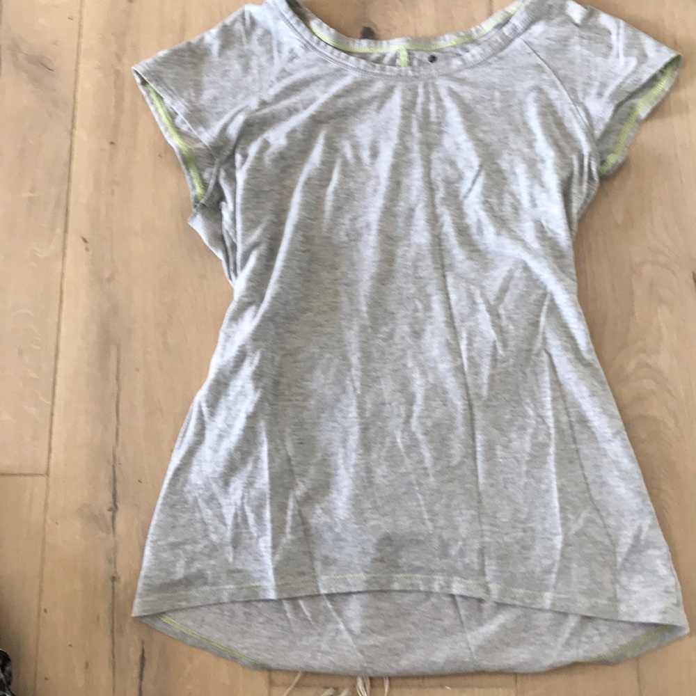 ACTIVE LULULEMON SHIRT
